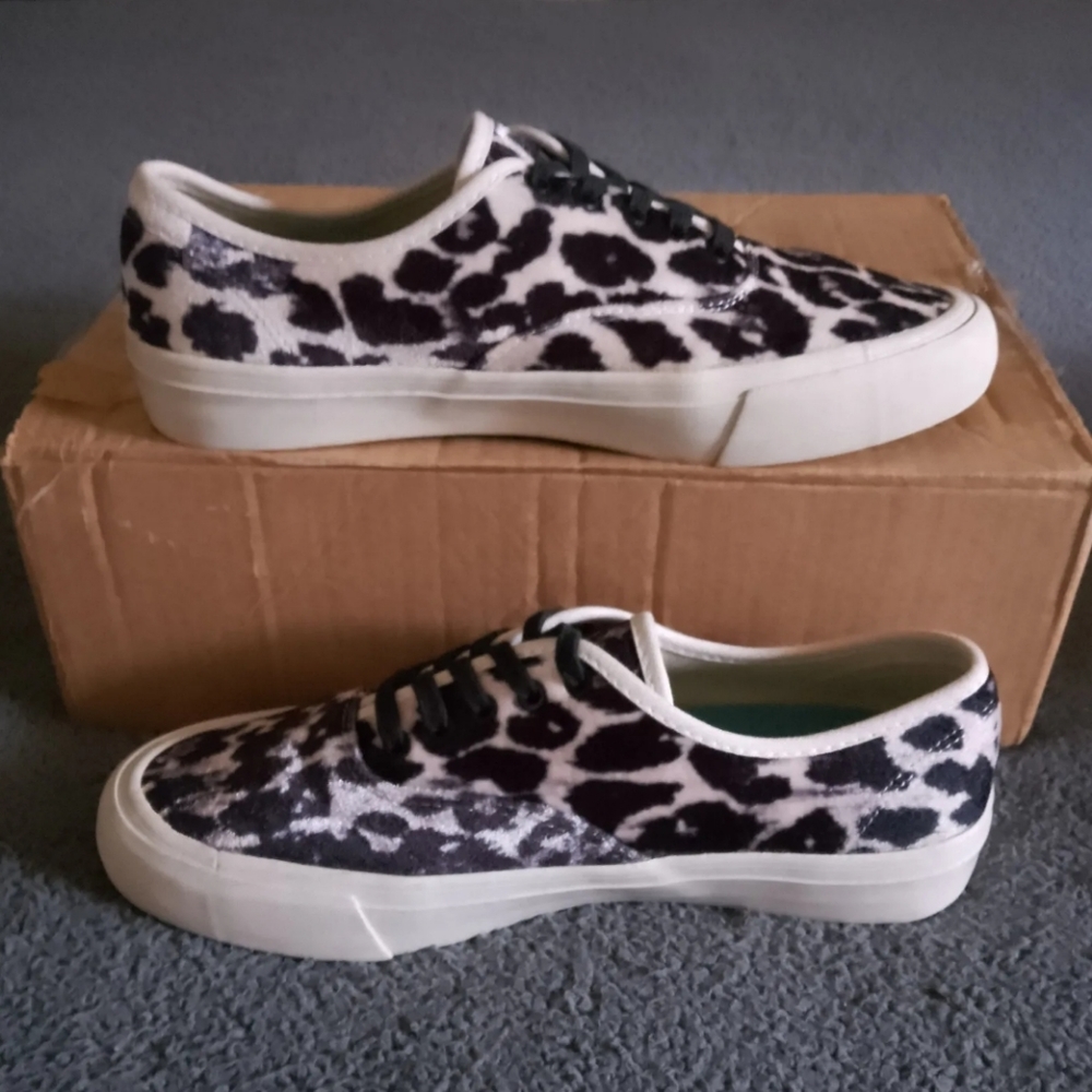 J. Crew Trainers Women's 7.5 White SeaVees Legend Black Leopard Print Velvet Low - Picture 3 of 12